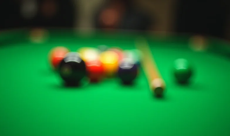 Hong Kong Snooker Fans Kicked Out Early, Minister Apologizes