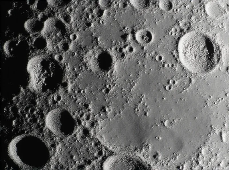 Illustration of lunar ridges on the far side of the moon.