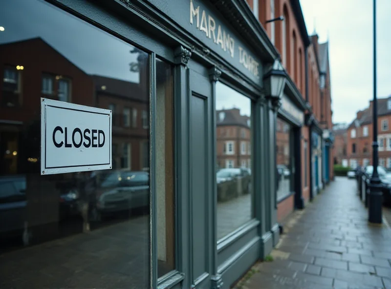 A closed storefront in Stratford-upon-Avon